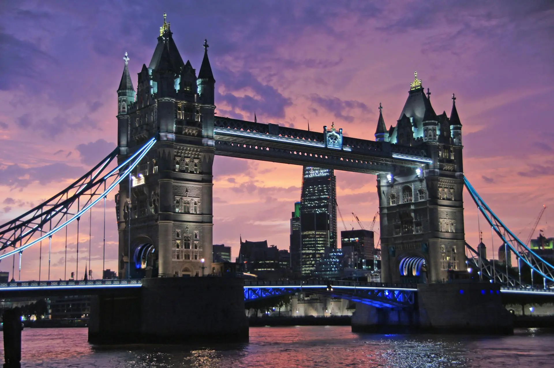 London bridge at sunset